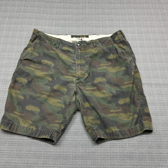 relwen Other - Relwen Shorts Mens size 36 Camo Pockets 8.5" Inseam Stretch Casual Worn In Look